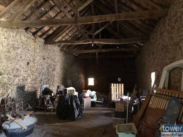 A vendre corps de ferme avec fort potentiel - LA Fouillade 12200 - photo 2