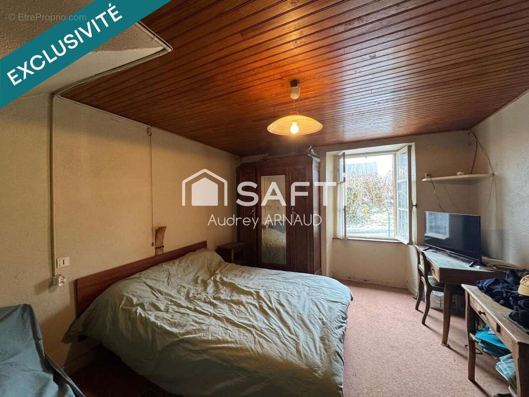 Maison 70 m² à Saint-Merd-La-Breuille  - photo 6