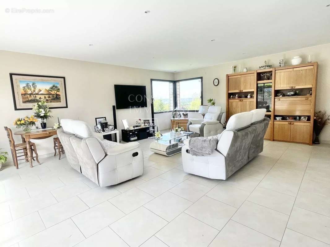 Maison à PONT-L&#039;EVEQUE