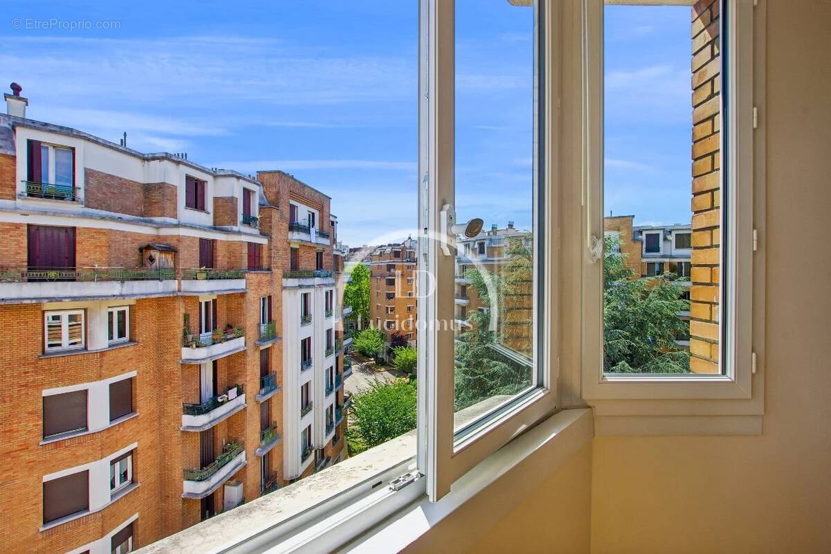 Appartement à PARIS-19E