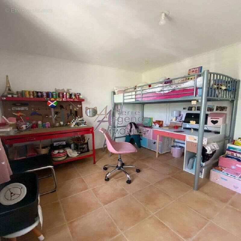 Maison à SERNHAC