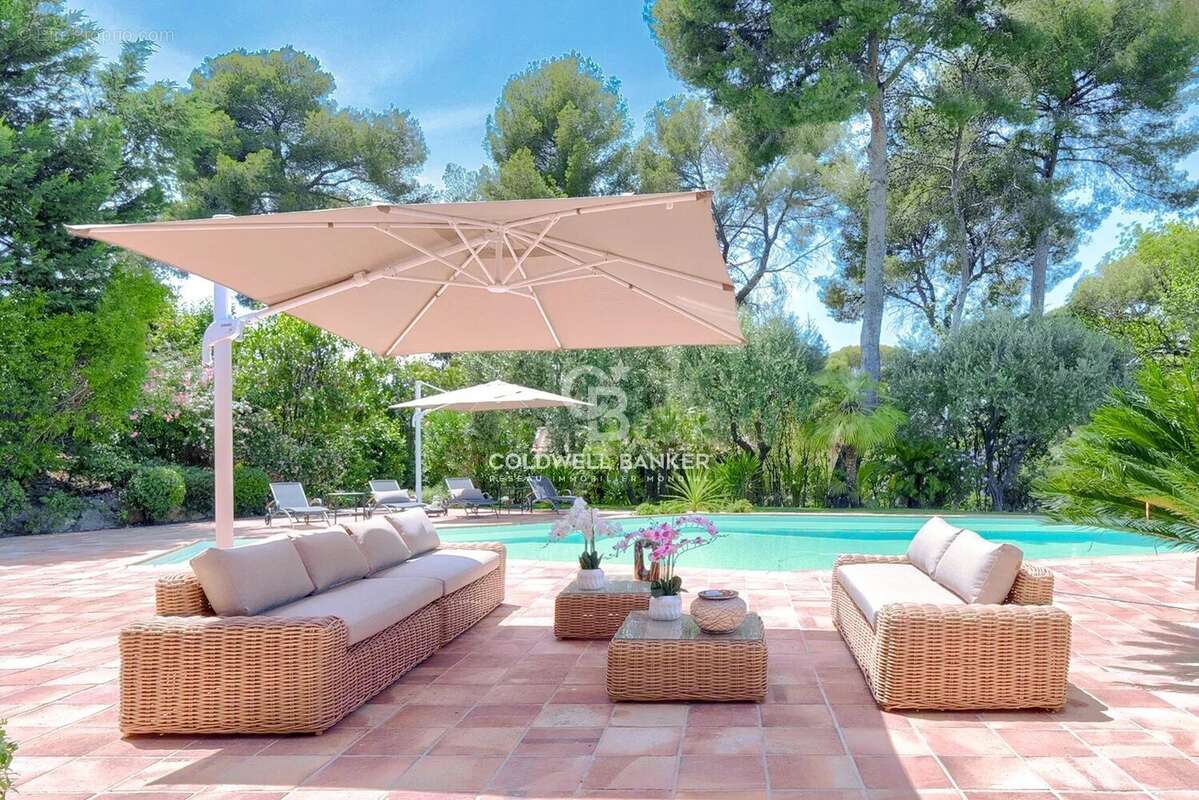 Maison à MOUGINS