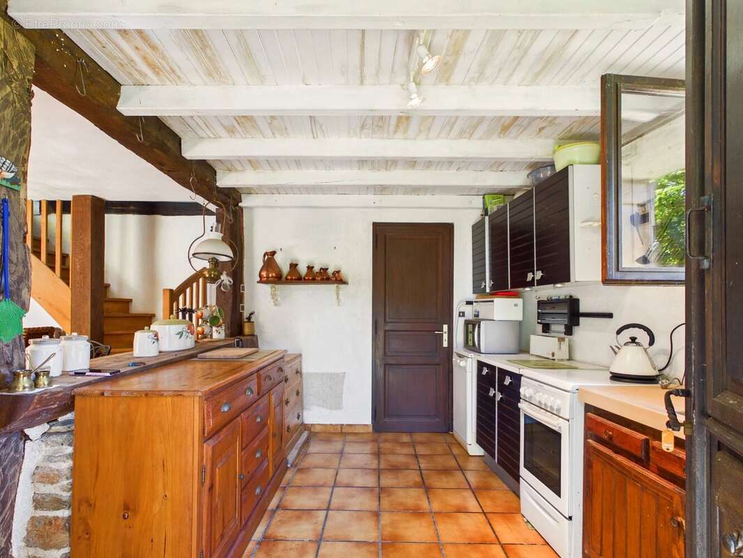 Charmante maison en pierre à proximité de Lescure-Jaoul - photo 6