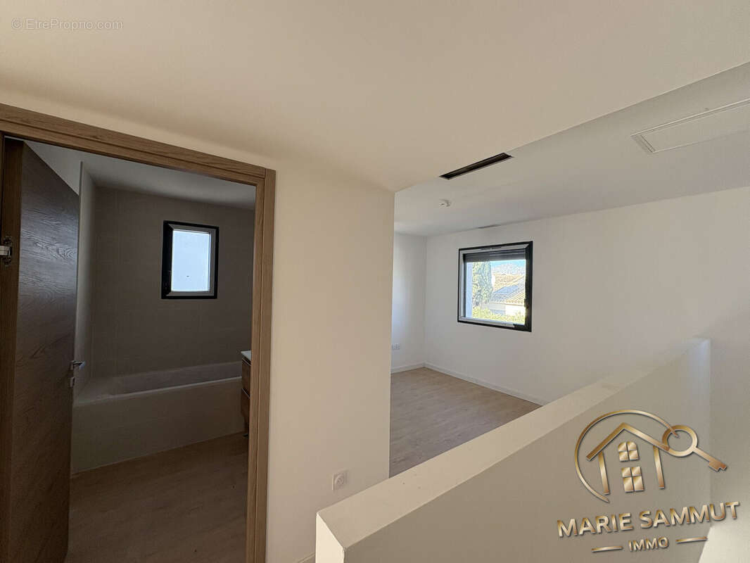 Maison 115 m² à Lattes  - photo 5