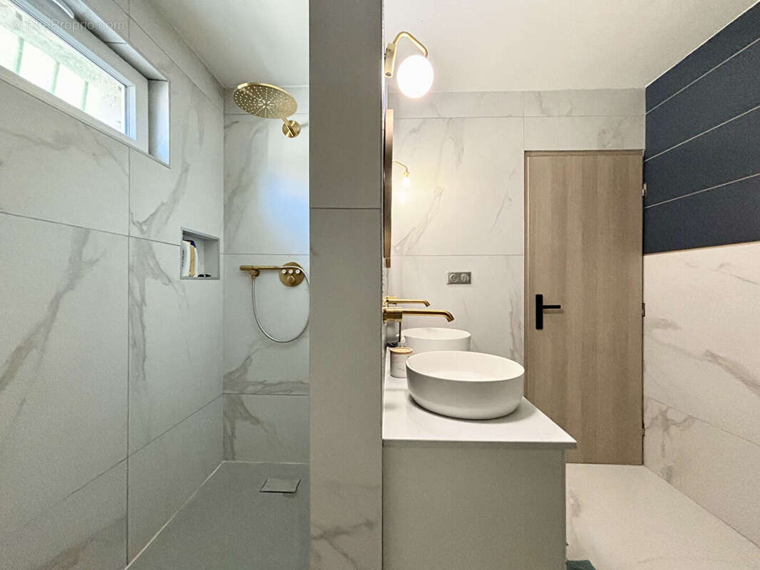 Appartement à PLAN-DE-CUQUES