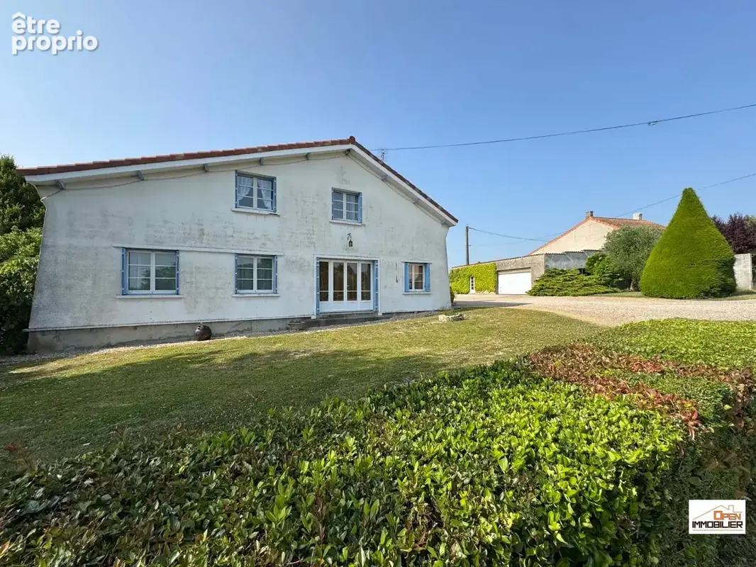 Maison à BERNEUIL