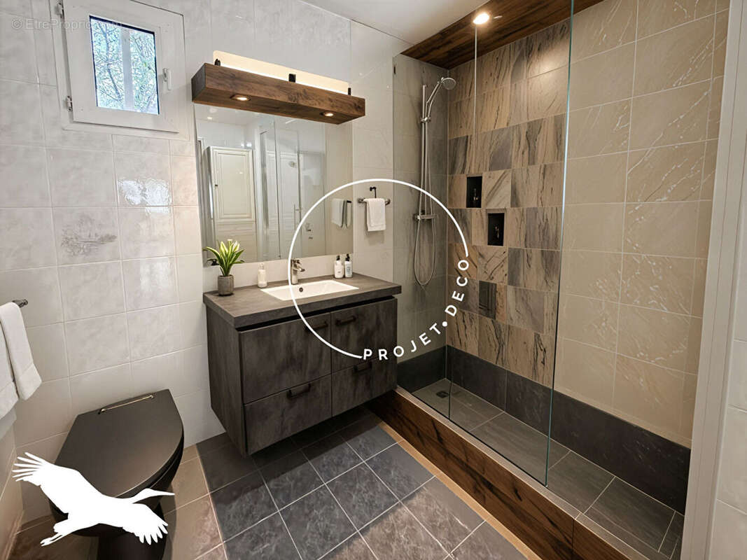 Appartement à MARSEILLE-11E