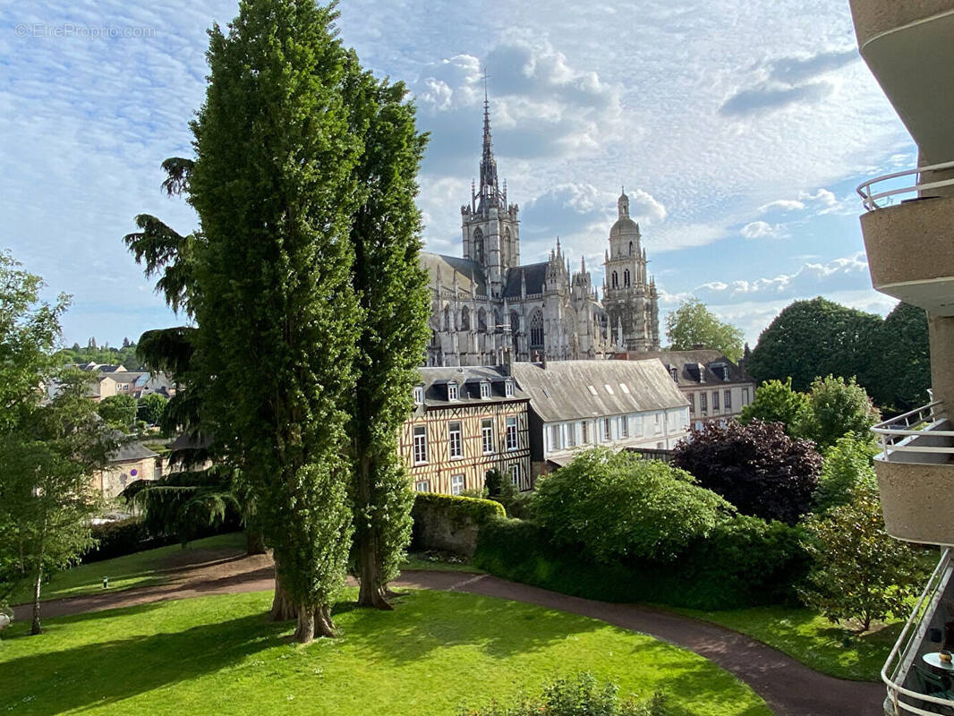 Appartement 2 pièces 56 m² · à Evreux · 55,6 m² · 99 000 €