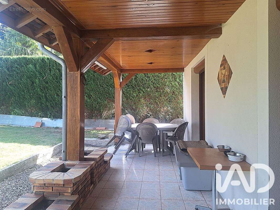 Photo 8 - Maison à SAINT-CYR-SUR-MORIN