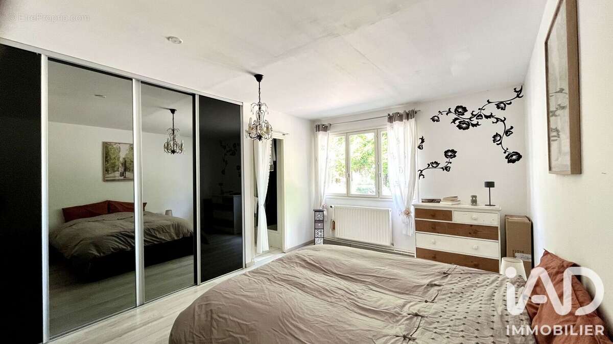 Maison 175 m² à Conty  - photo 6