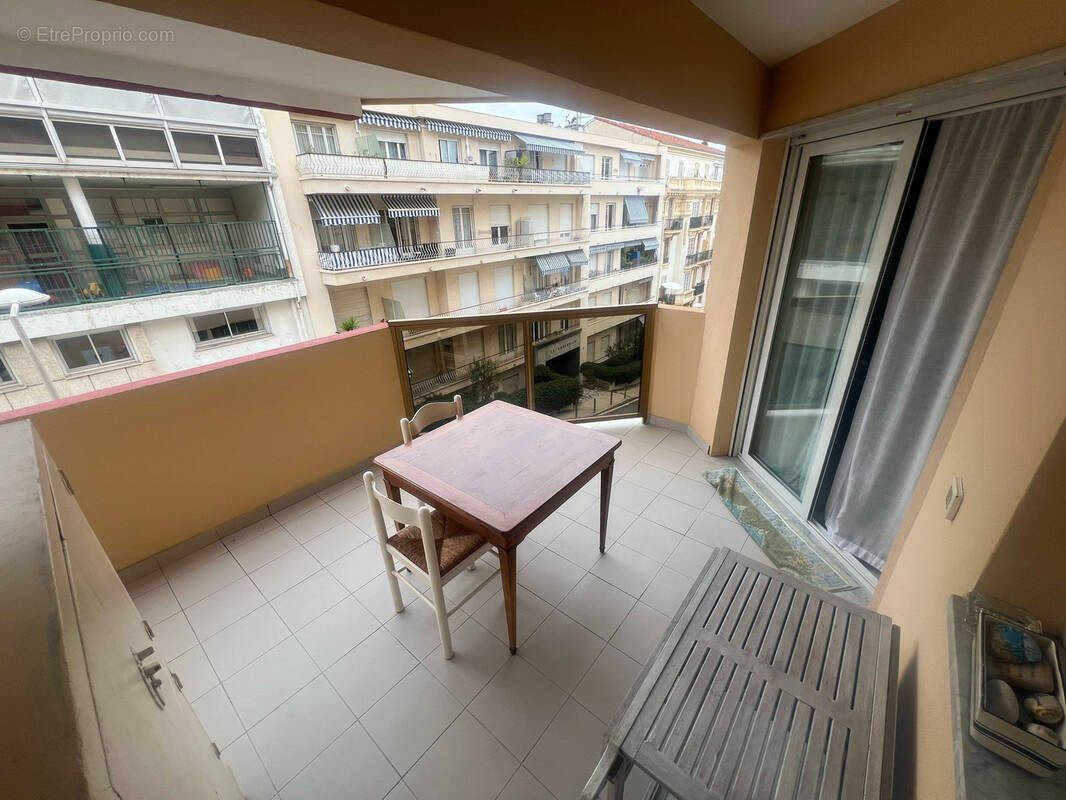 Appartement à NICE
