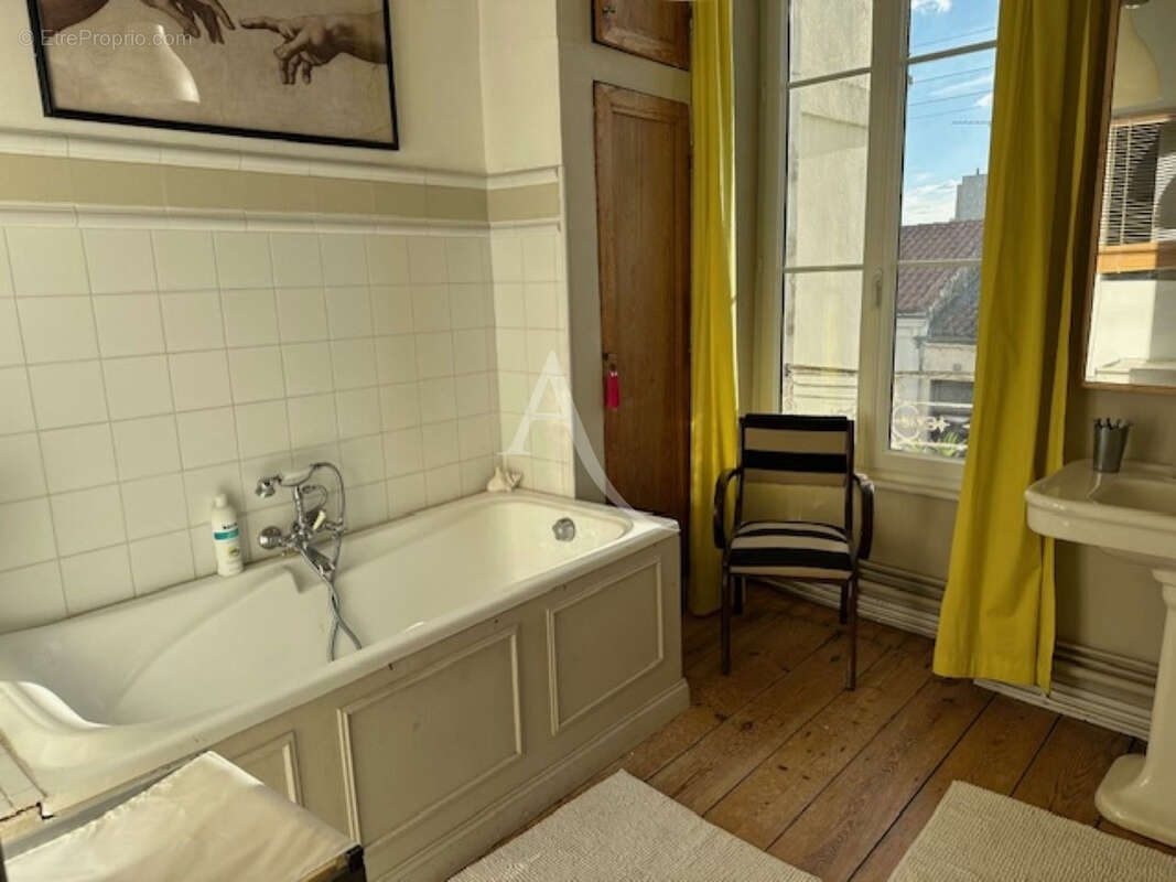 Maison à ROCHEFORT