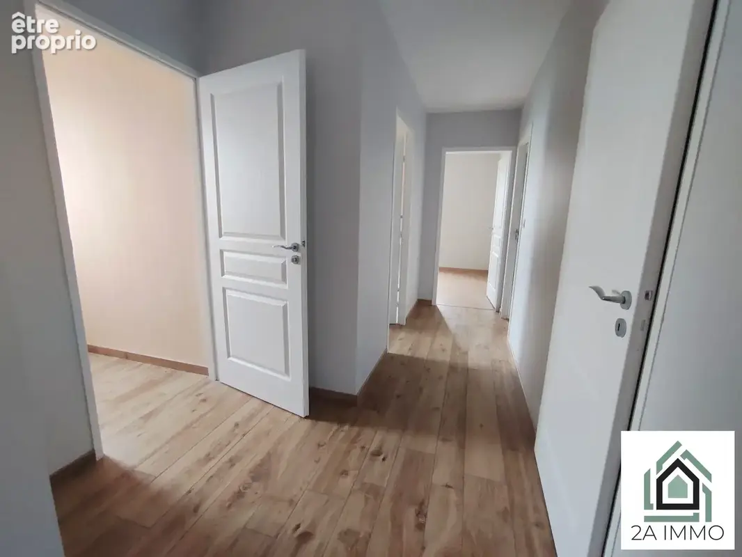 Maison 5 pièces 141 m² à vendre à Pontaumur (63380) - photo 6