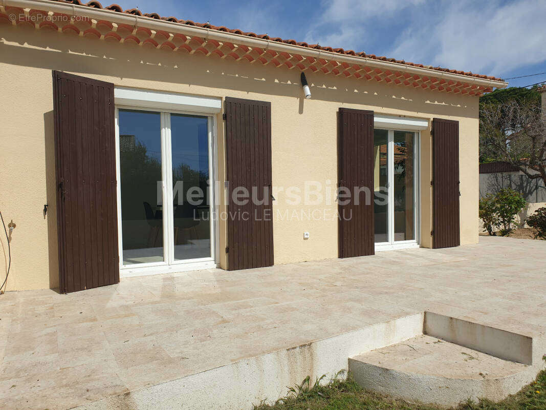 Maison à LA FARE-LES-OLIVIERS