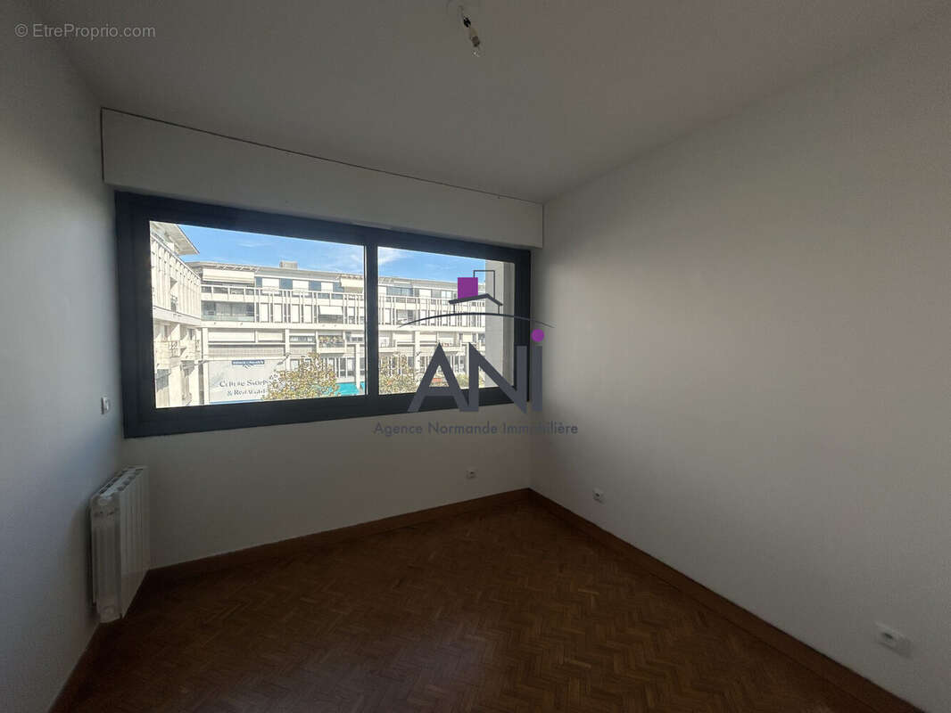 Appartement 87 m² à Rouen  - photo 4