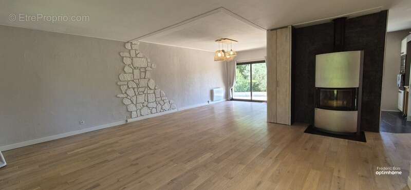 Maison à SAINT-JULIEN-SUR-VEYLE