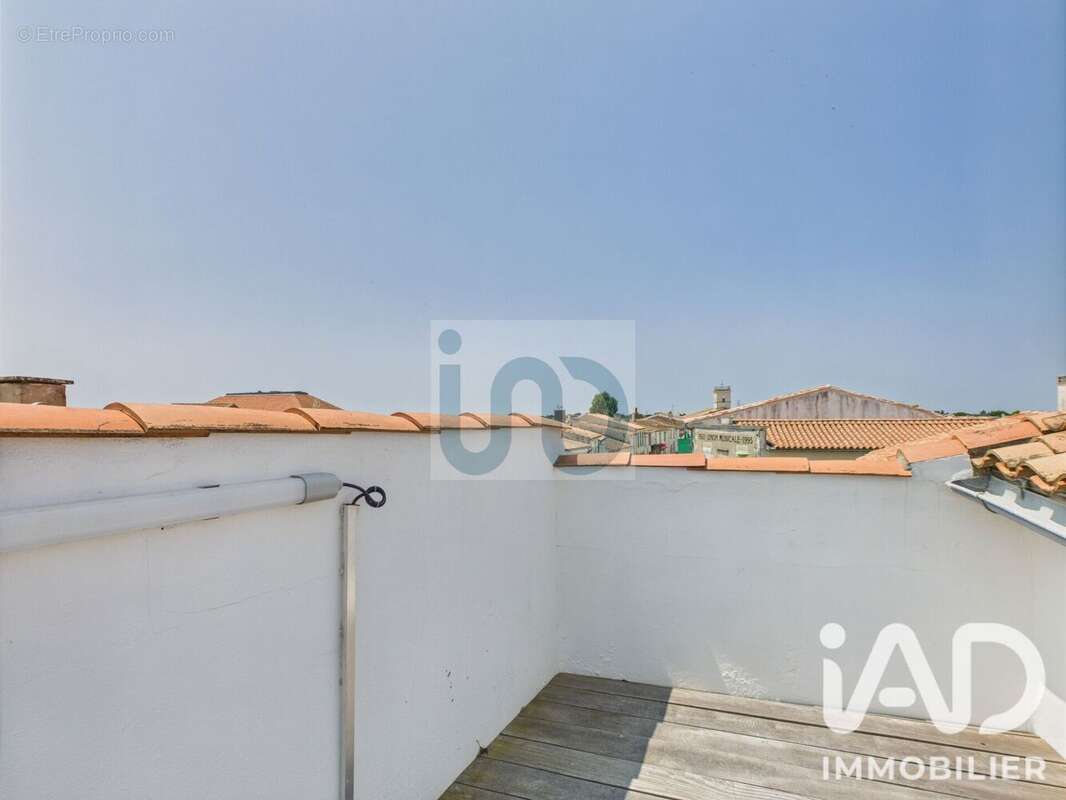 Maison 115 m² à Le Bois-Plage-En-Re  - photo 3