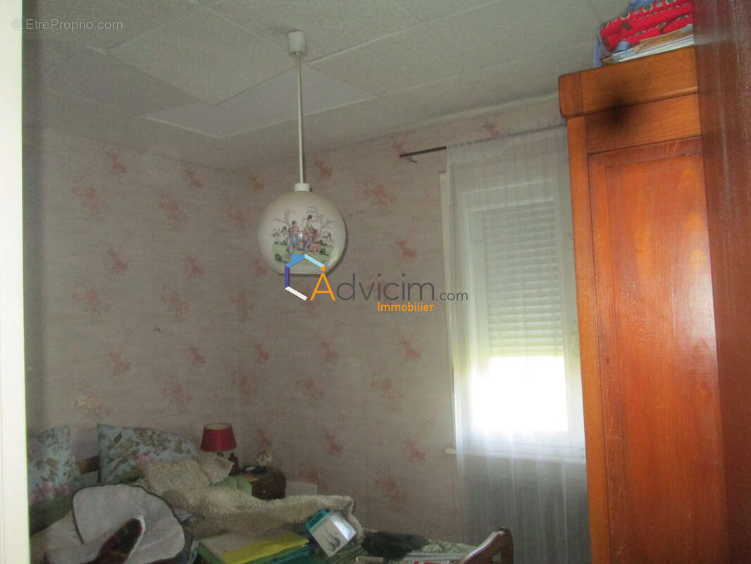 Maison à FROIDECONCHE