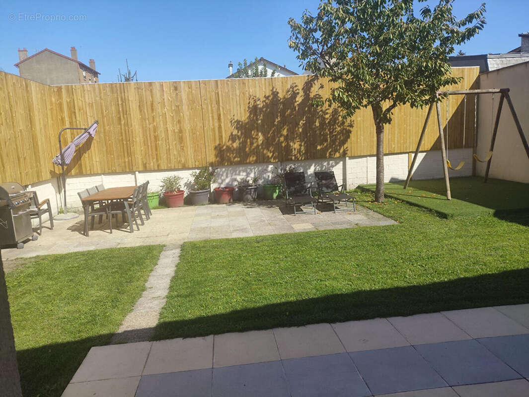 Maison à LES PAVILLONS-SOUS-BOIS