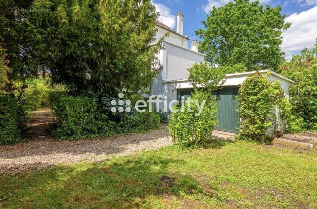 Maison à NEUILLY-PLAISANCE