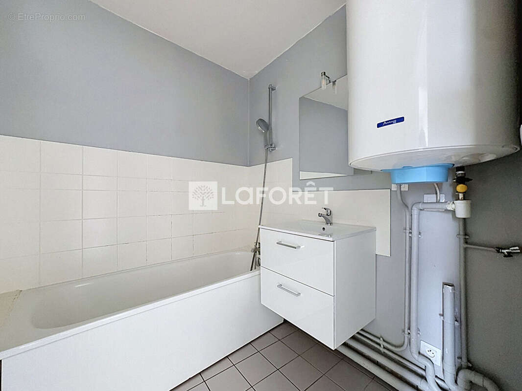Appartement à LIEUSAINT