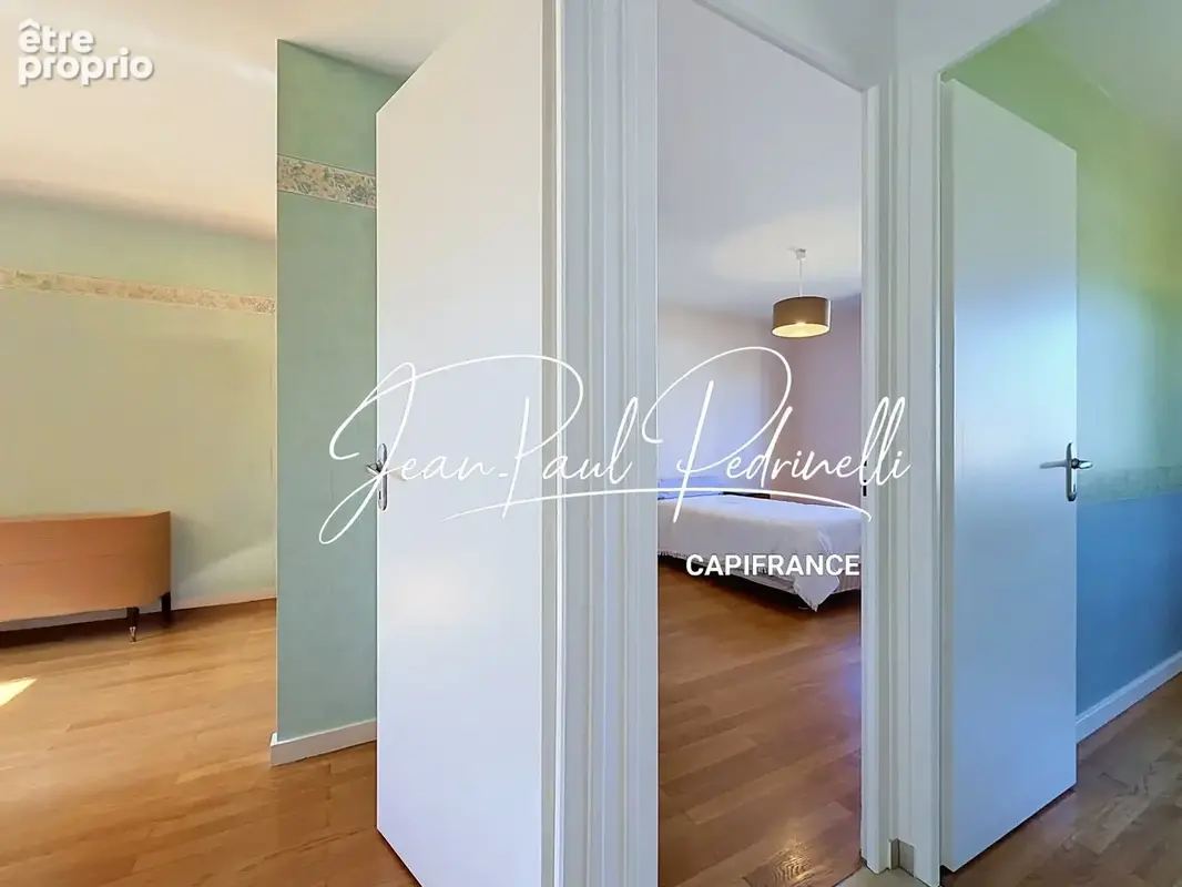 CALUIRE-ET-CUIRE – Cœur Vassieux – Villa 101 m² habitables + 115 m² Hors Carrez (double garage et annexe) – Terrain plat 770 M²  - photo 29
