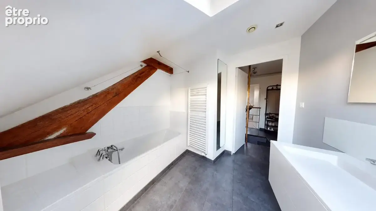 Appartement 5 pièces 140 m² à vendre à Saint-Denis-En-Val (45560) - photo 9