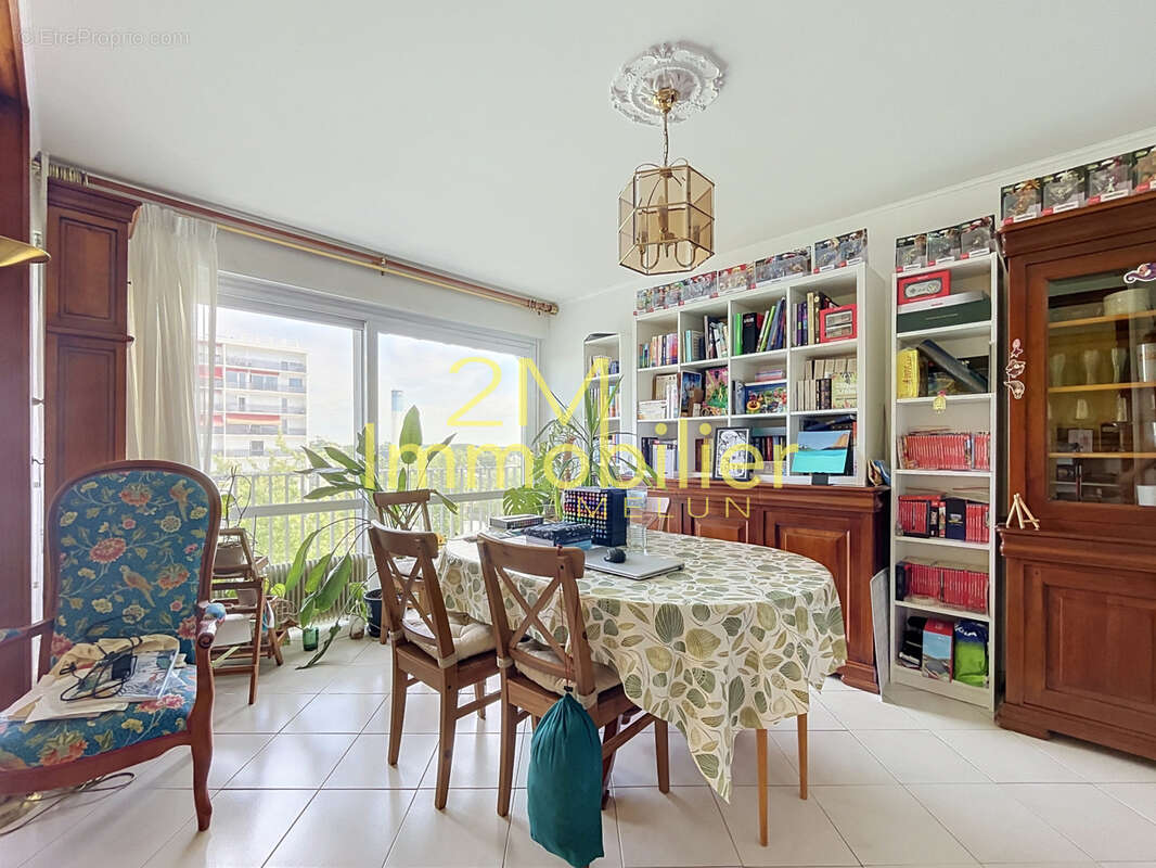 Appartement à MELUN