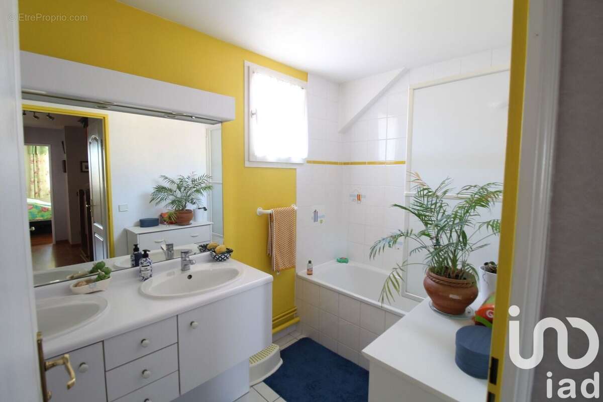 Photo 9 - Maison à CORMEILLES-EN-PARISIS