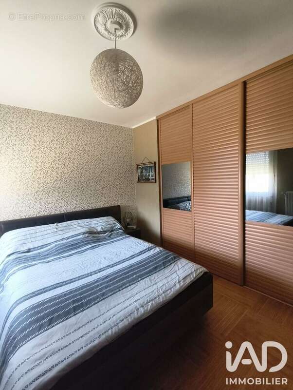 Maison 156 m² à Bazoges-En-Pareds  - photo 7