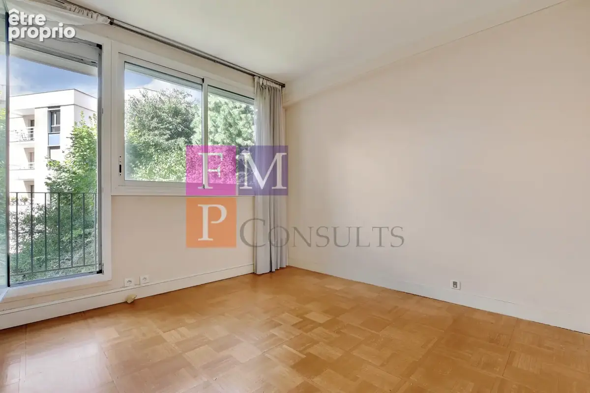 Appartement lumineux de 4 pièces avec balcon   Parking - Cave-Paris 12e, Avenue de Saint-Mandé - photo 9