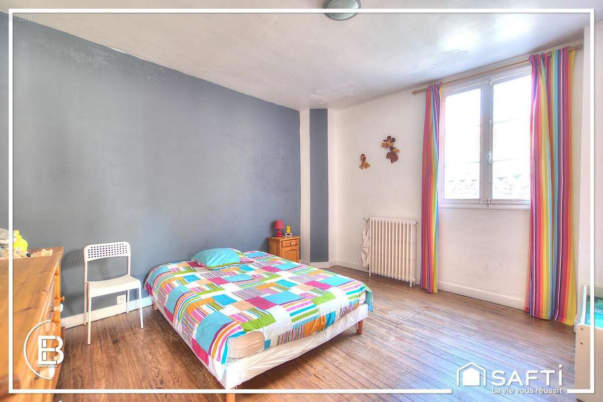 Photo 9 - Maison à SAINT-CHRISTOLY-DE-BLAYE