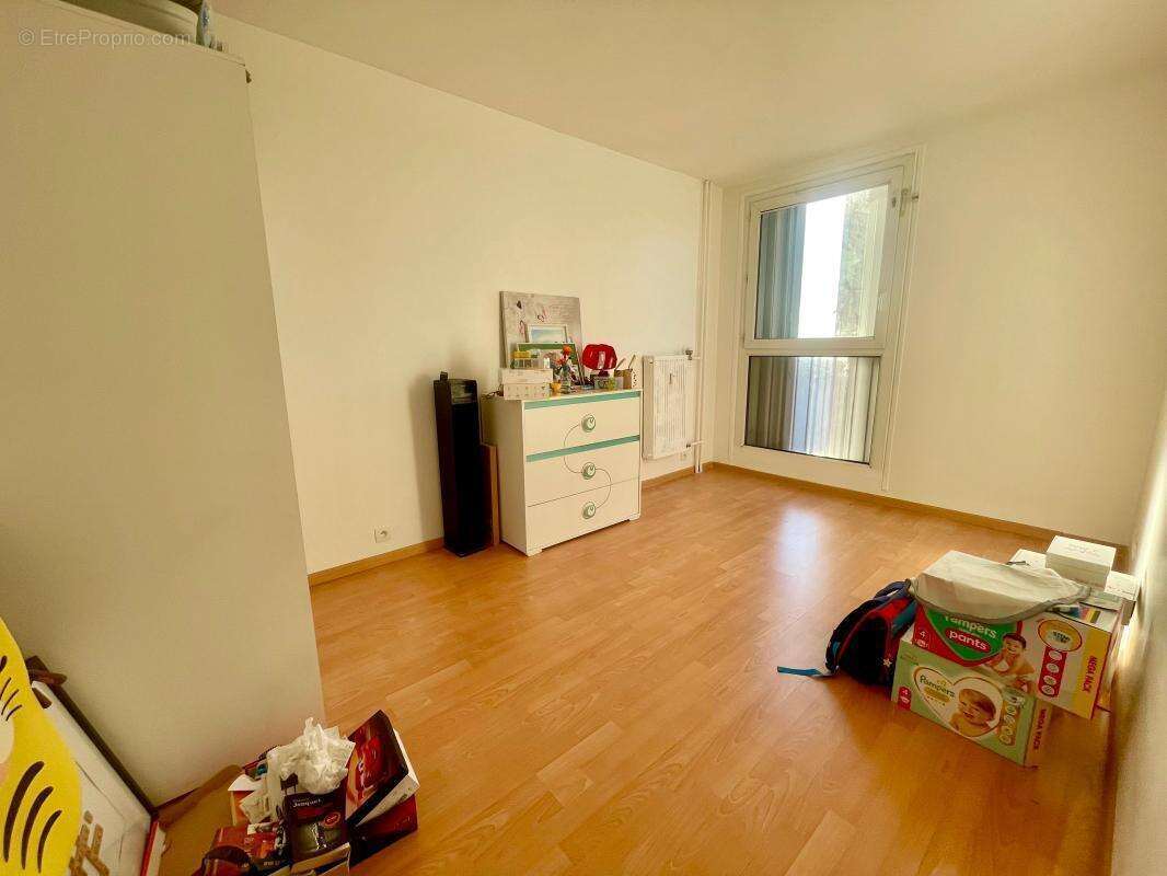 Appartement à LES ULIS