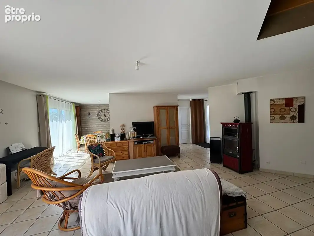 Maison recente - benac - 4 chambres - photo 5