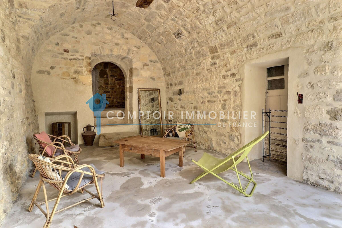 Maison à ARPAILLARGUES-ET-AUREILLAC