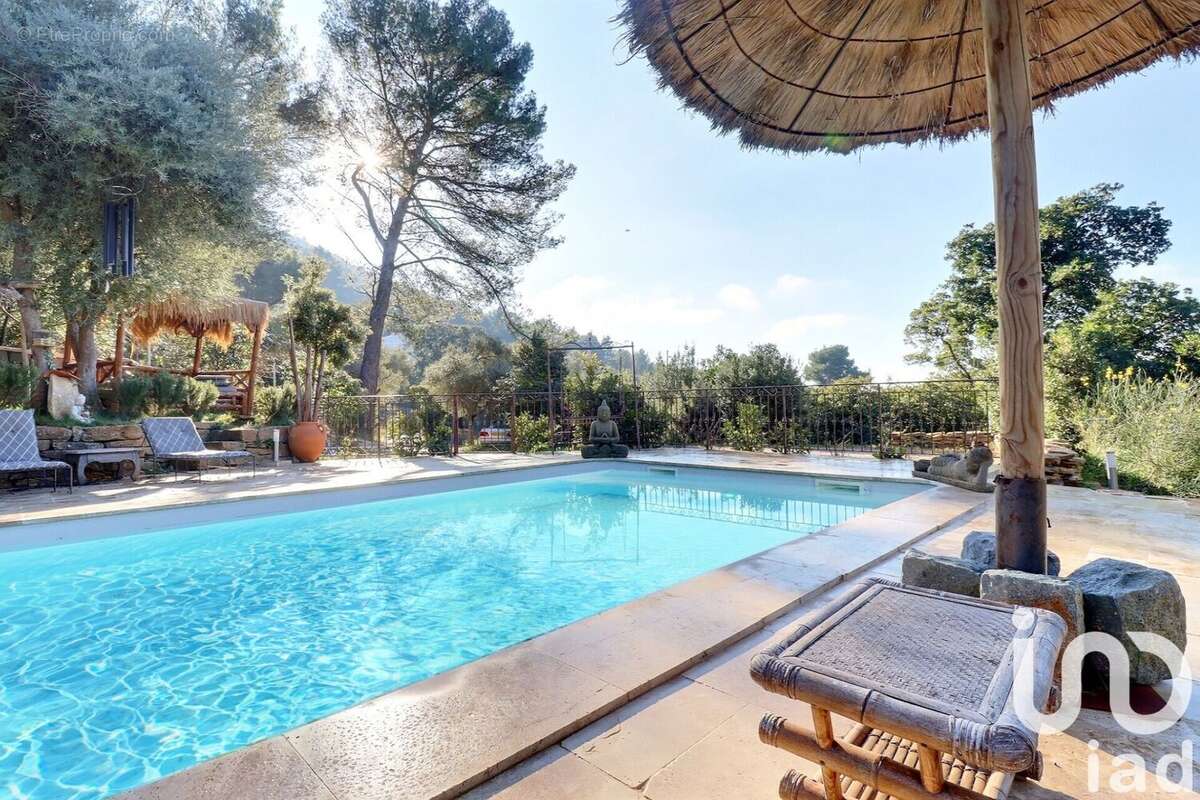 Photo 3 - Maison à CEYRESTE