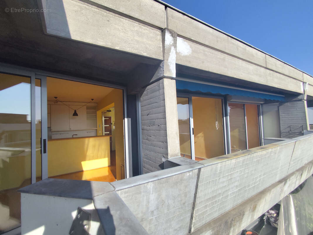 Chamalières T2 avec  balcon parking et cave - photo 2