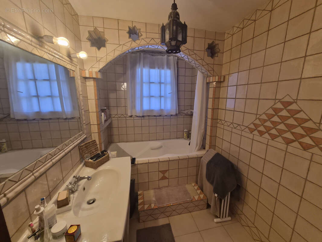 Maison à PLAN-DE-LA-TOUR