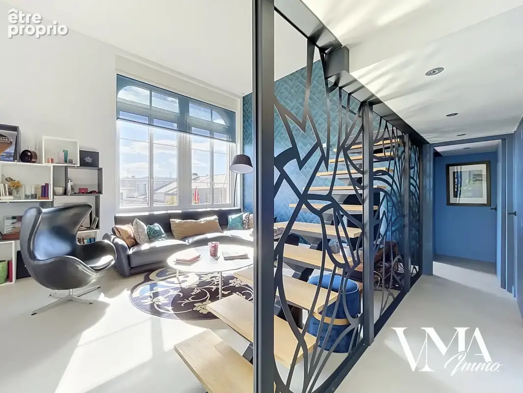 PUVIS DE CHAVANNE / Bel Appartement de 100 m2 rénové et climatisé - photo 3