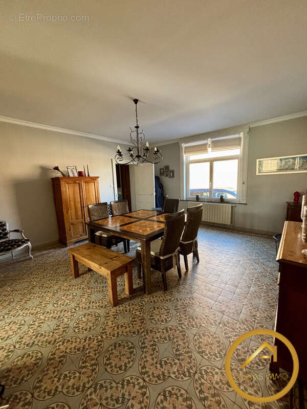 Maison à RIVIERE
