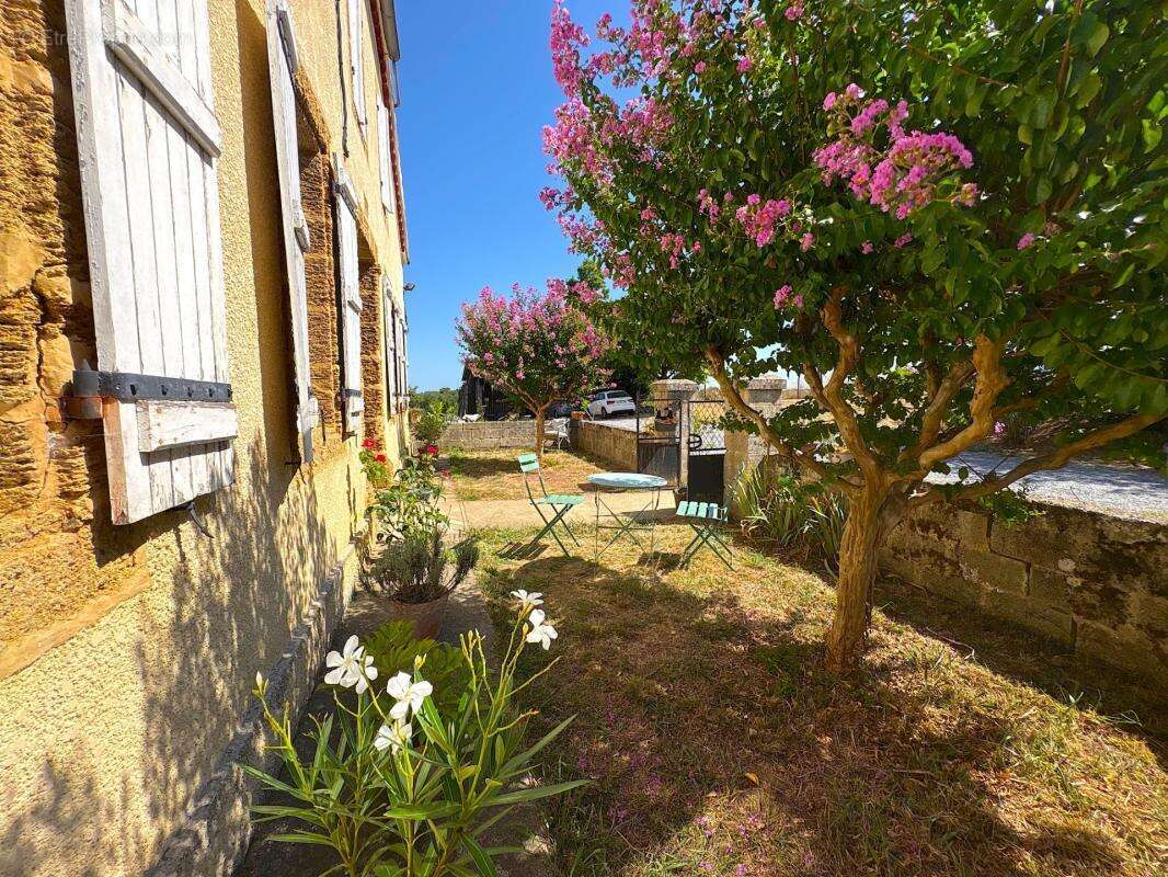 Maison à vendre 5 pièces 165m2 avec dépendances Proche de LE HOUGA (32) - photo 18