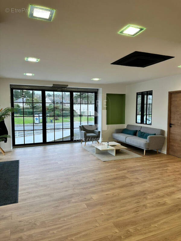 Commerce à MURS-ERIGNE