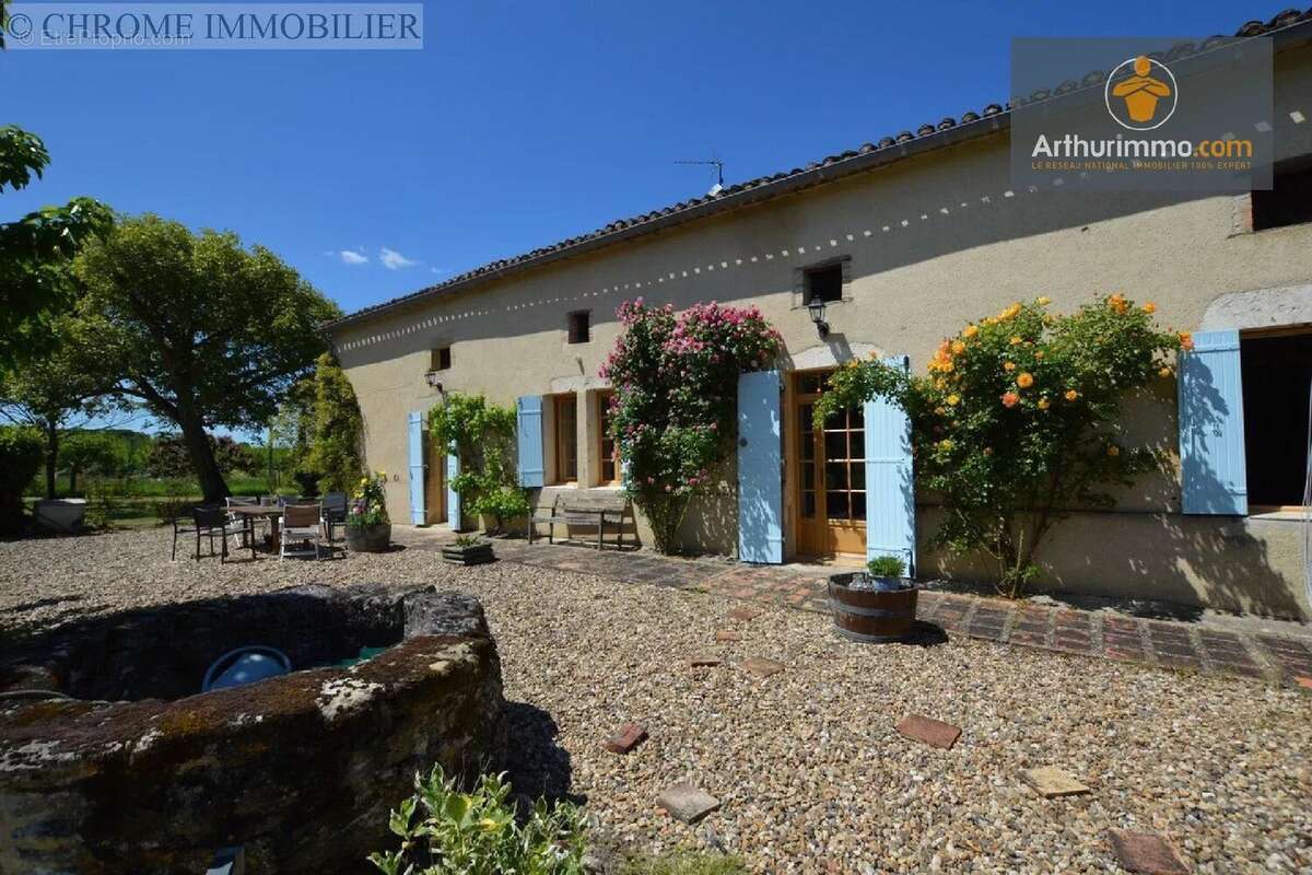 Maison à LEVIGNAC-DE-GUYENNE