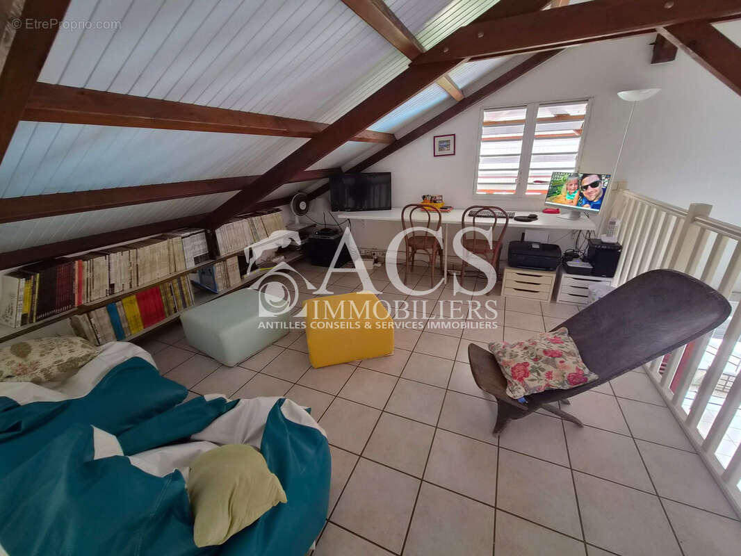 Magnifique villa F5 avec piscine et vue mer - photo 12