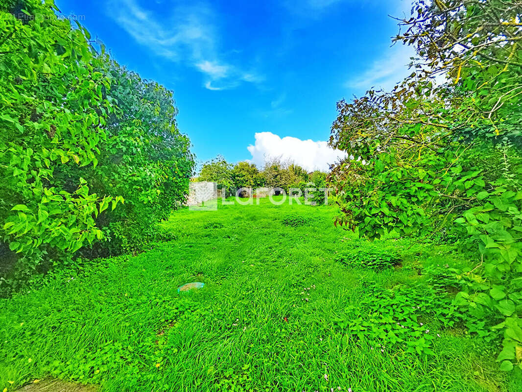 Maison à MOINVILLE-LA-JEULIN