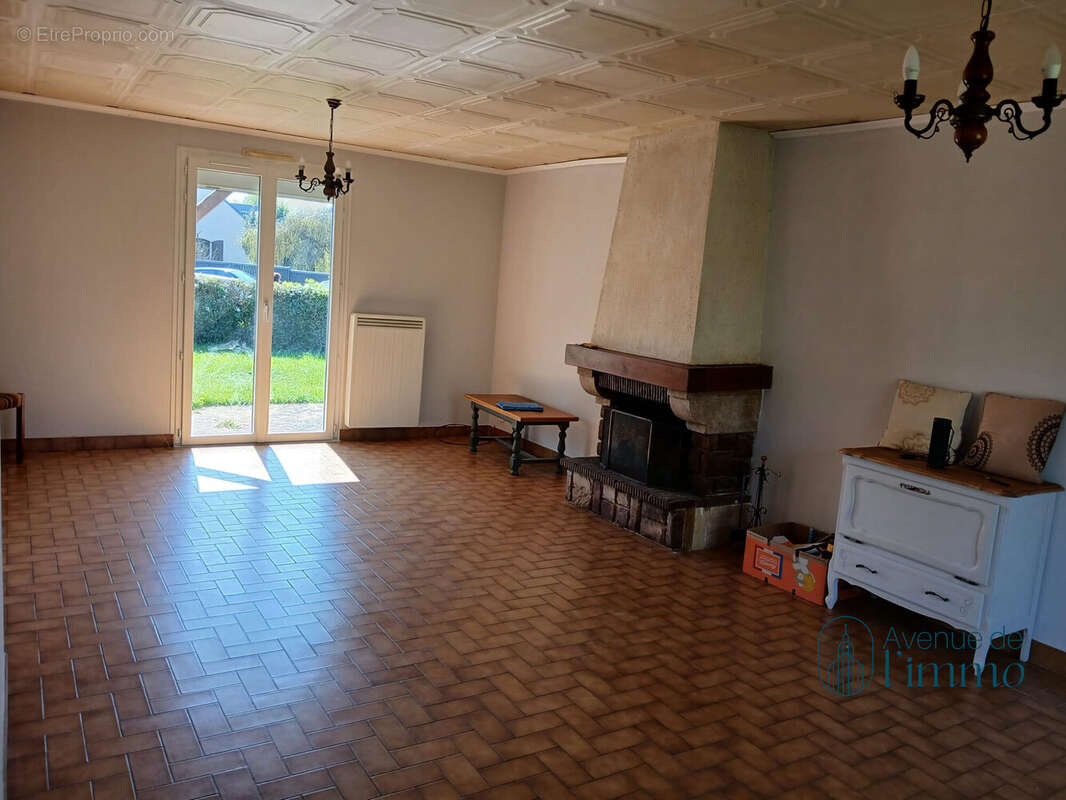 Maison à JUIGNE-SUR-LOIRE