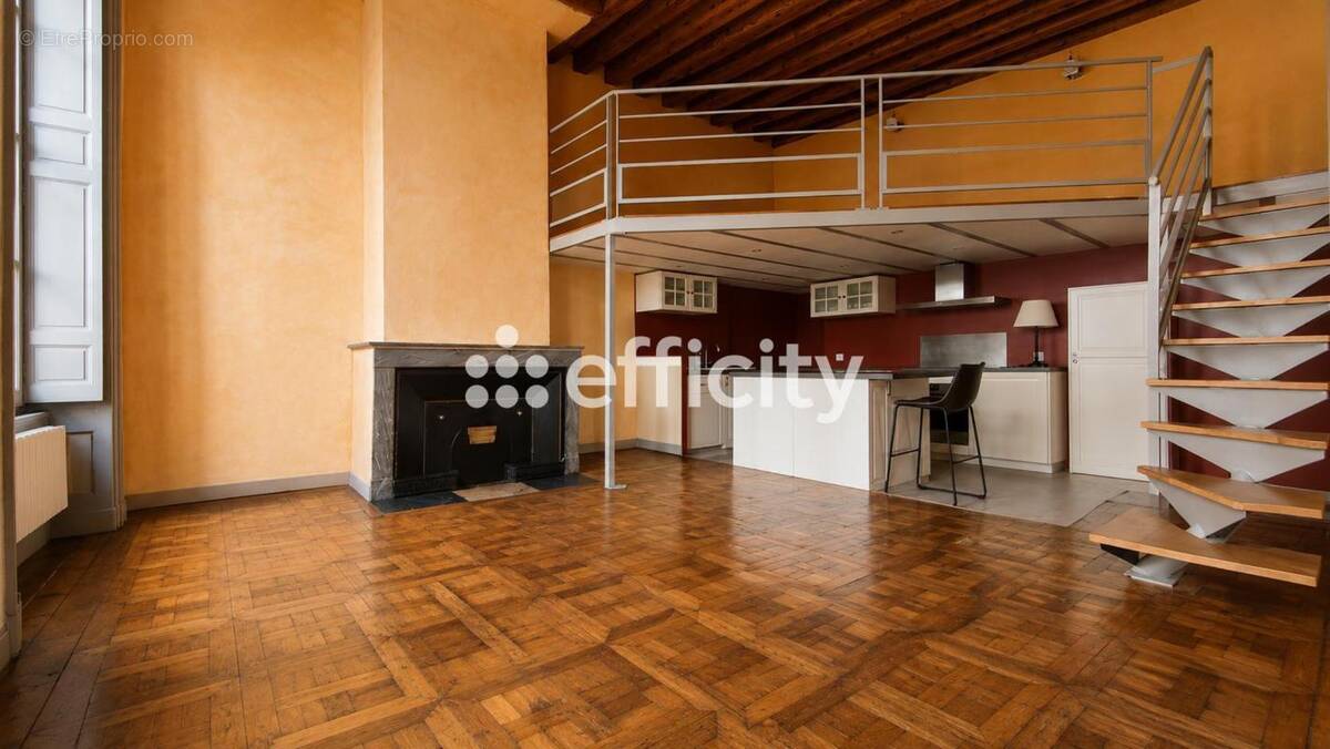 Appartement à LYON-1E