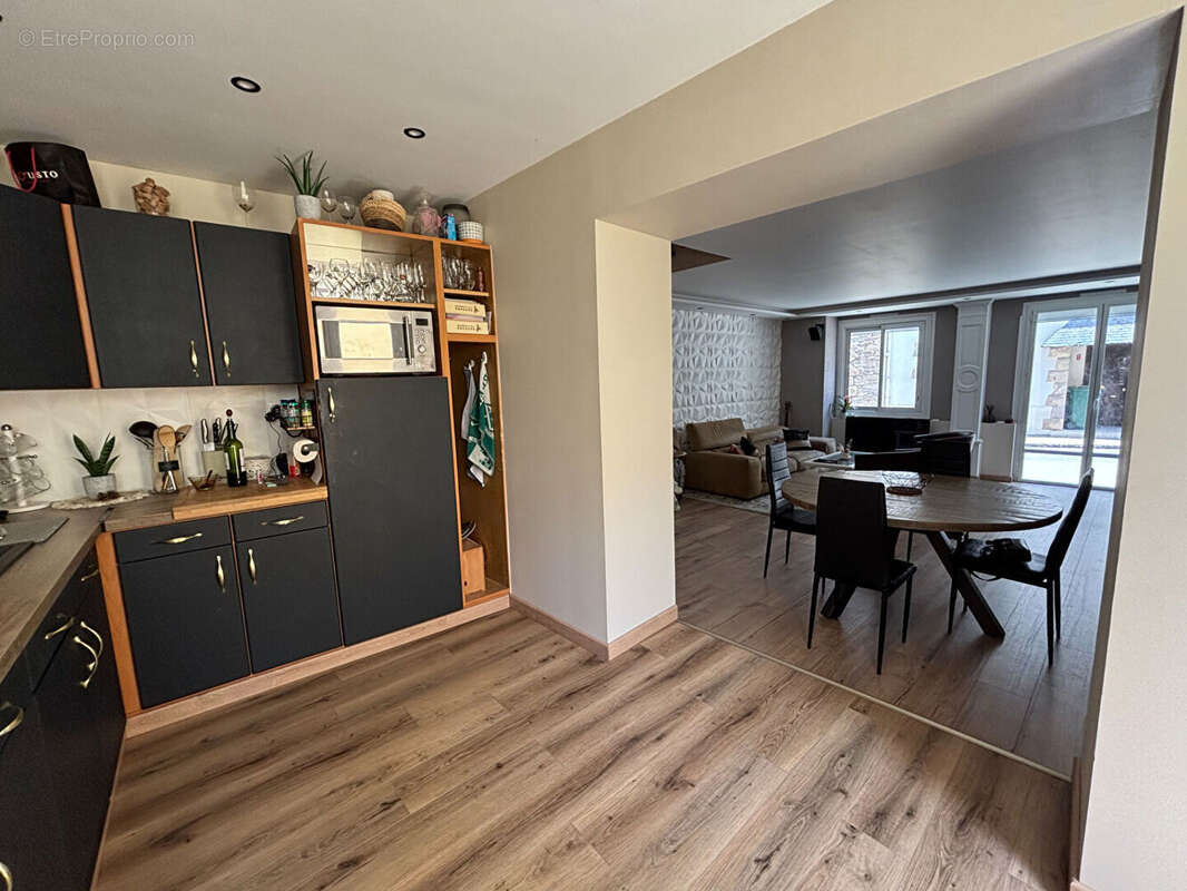 Maison familiale avec dépendance au coeur de Herbignac - photo 4