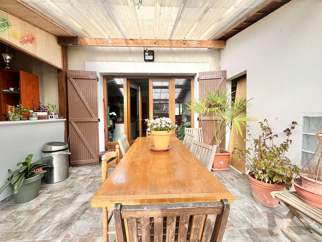 Maison à SARTROUVILLE