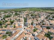 Appartement à LA FLOTTE